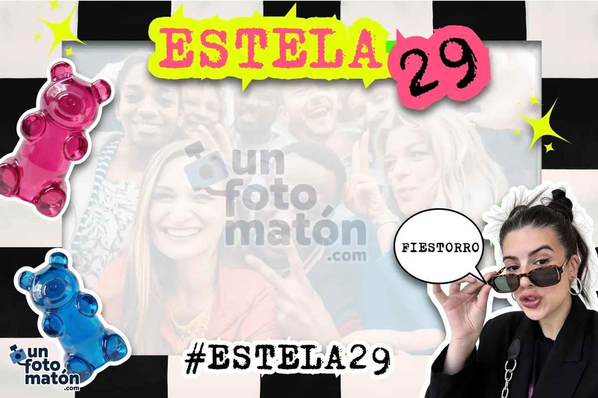 Photocall de cumpleaños de adulto con el nombre y la edad en neón, ositos de gominola y el hashtag de la fiesta